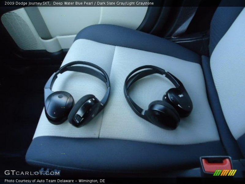 Deep Water Blue Pearl / Dark Slate Gray/Light Graystone 2009 Dodge Journey SXT
