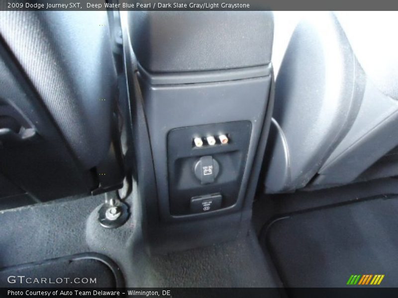 Deep Water Blue Pearl / Dark Slate Gray/Light Graystone 2009 Dodge Journey SXT