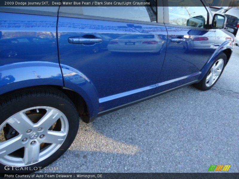 Deep Water Blue Pearl / Dark Slate Gray/Light Graystone 2009 Dodge Journey SXT