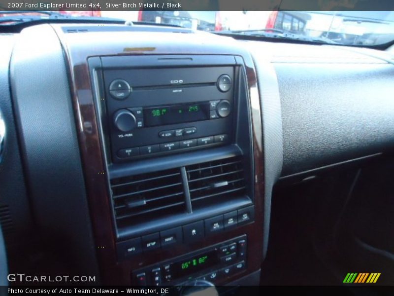 Silver Birch Metallic / Black 2007 Ford Explorer Limited 4x4