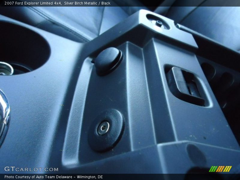 Silver Birch Metallic / Black 2007 Ford Explorer Limited 4x4