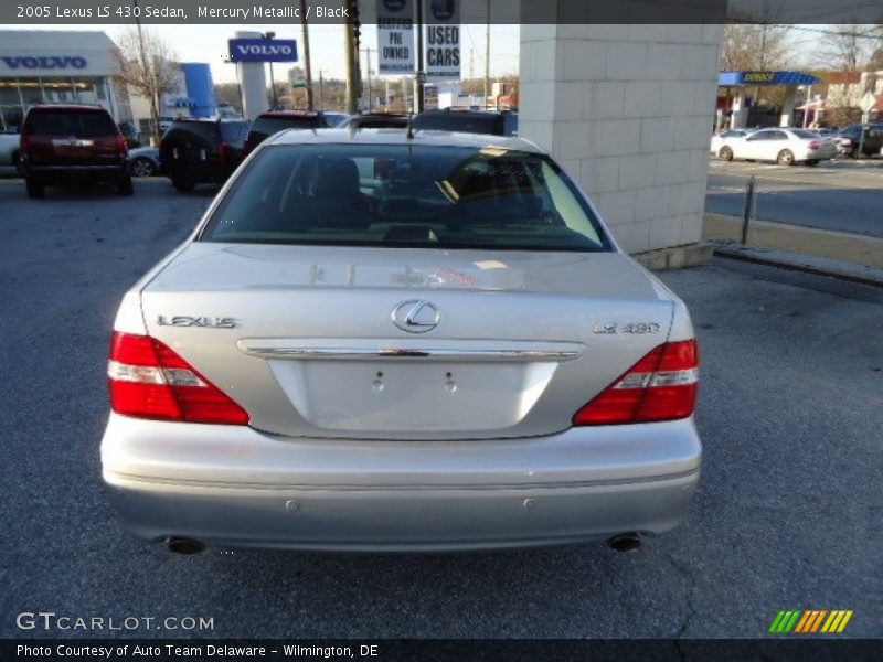 Mercury Metallic / Black 2005 Lexus LS 430 Sedan