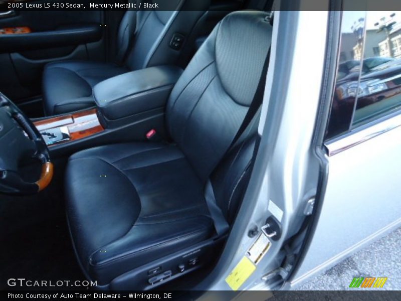 Mercury Metallic / Black 2005 Lexus LS 430 Sedan
