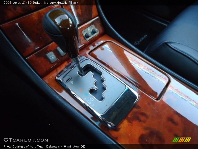 Mercury Metallic / Black 2005 Lexus LS 430 Sedan