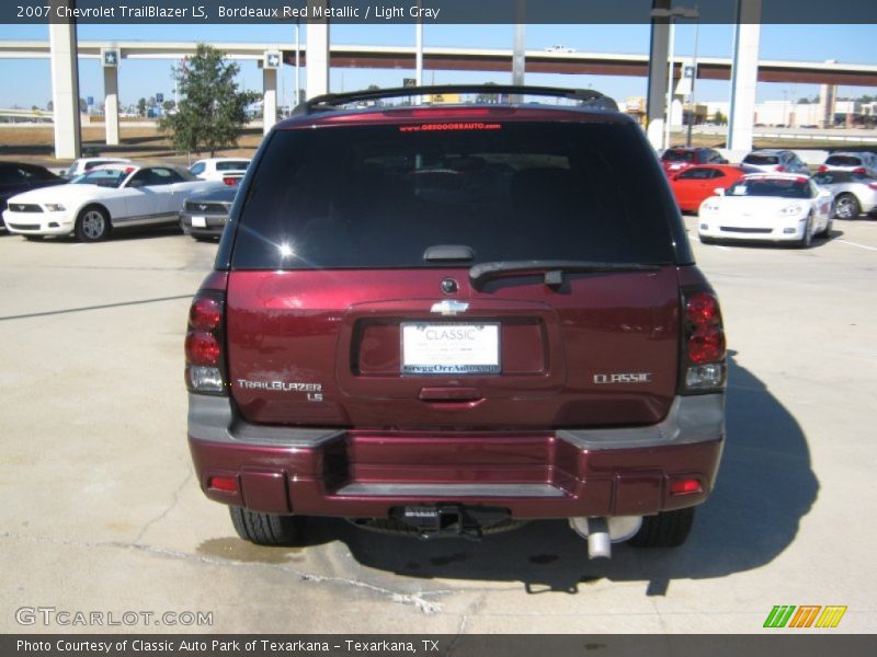 Bordeaux Red Metallic / Light Gray 2007 Chevrolet TrailBlazer LS