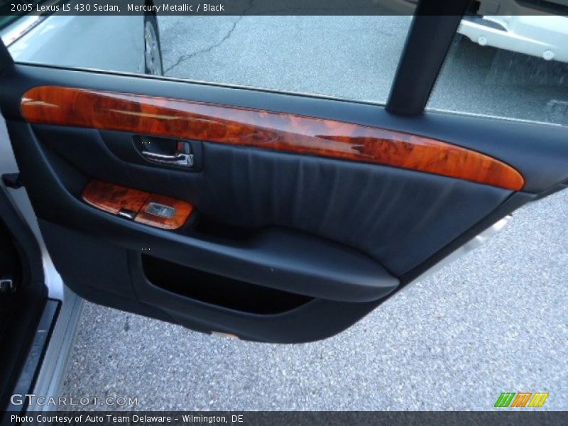 Mercury Metallic / Black 2005 Lexus LS 430 Sedan