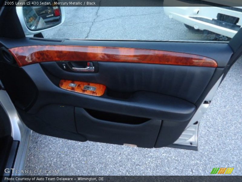 Mercury Metallic / Black 2005 Lexus LS 430 Sedan