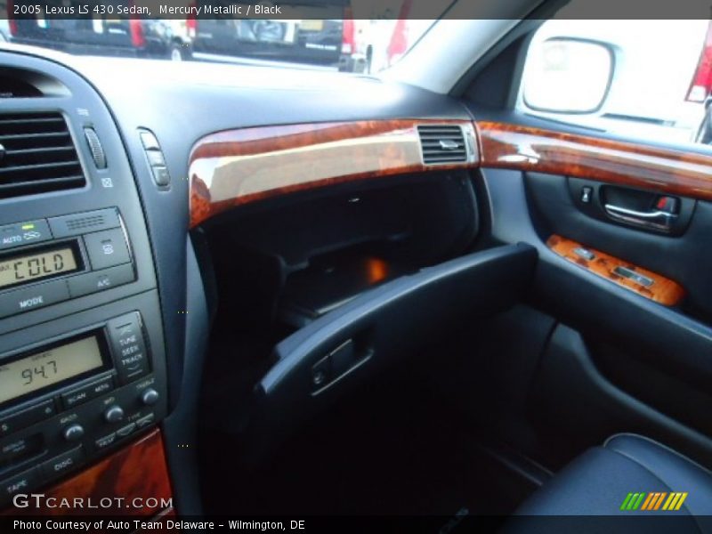 Mercury Metallic / Black 2005 Lexus LS 430 Sedan