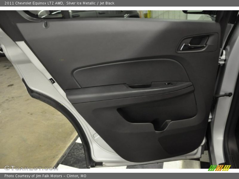Silver Ice Metallic / Jet Black 2011 Chevrolet Equinox LTZ AWD