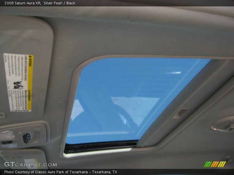 Silver Pearl / Black 2008 Saturn Aura XR