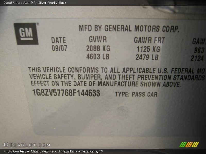 Silver Pearl / Black 2008 Saturn Aura XR