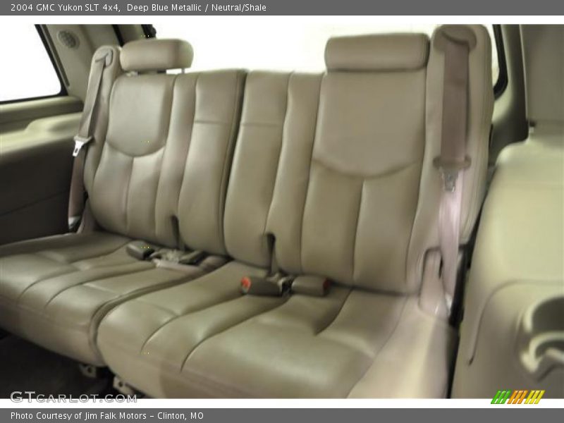 Deep Blue Metallic / Neutral/Shale 2004 GMC Yukon SLT 4x4