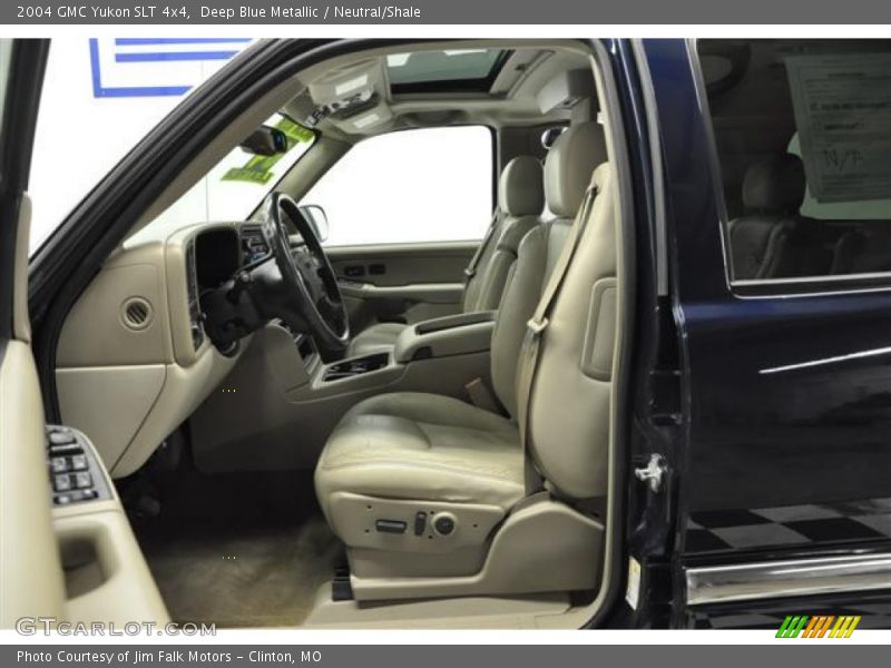Deep Blue Metallic / Neutral/Shale 2004 GMC Yukon SLT 4x4