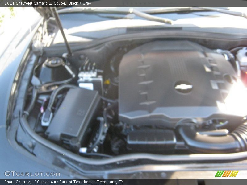 Black / Gray 2011 Chevrolet Camaro LS Coupe