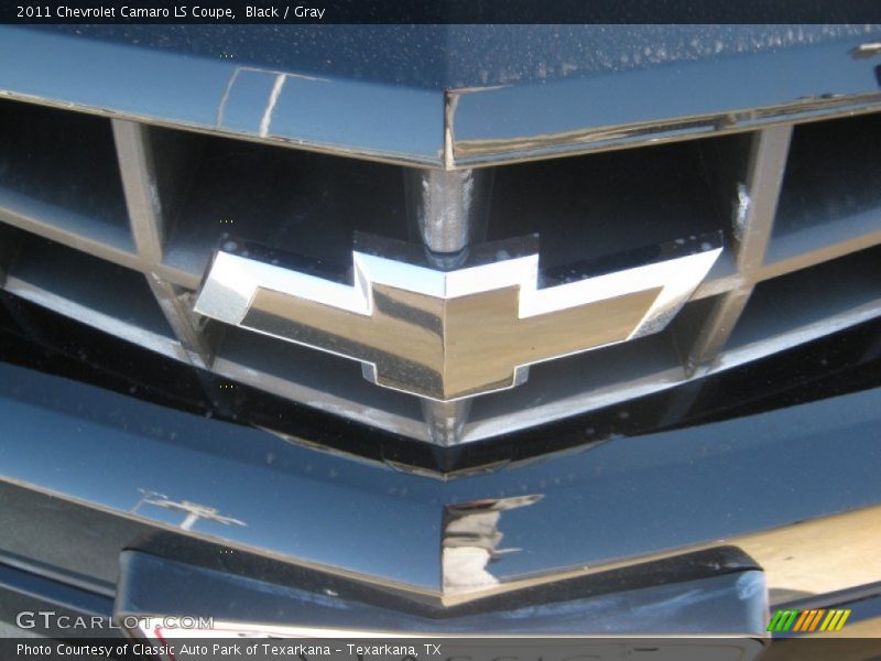Black / Gray 2011 Chevrolet Camaro LS Coupe