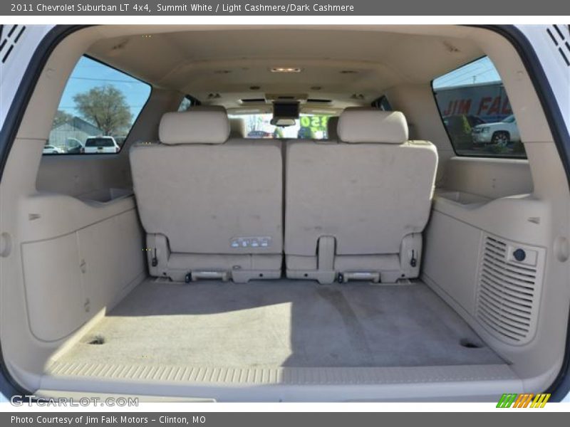 Summit White / Light Cashmere/Dark Cashmere 2011 Chevrolet Suburban LT 4x4