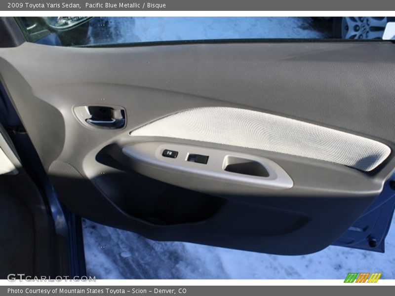 Pacific Blue Metallic / Bisque 2009 Toyota Yaris Sedan