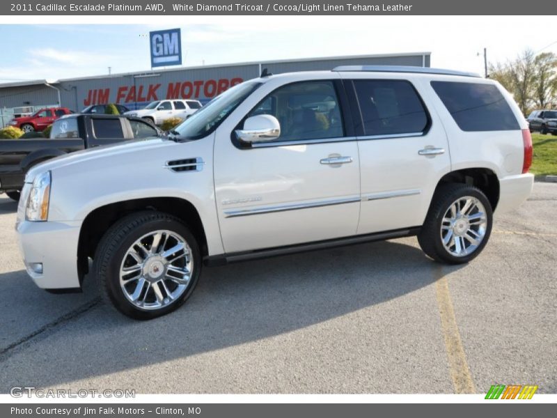 White Diamond Tricoat / Cocoa/Light Linen Tehama Leather 2011 Cadillac Escalade Platinum AWD