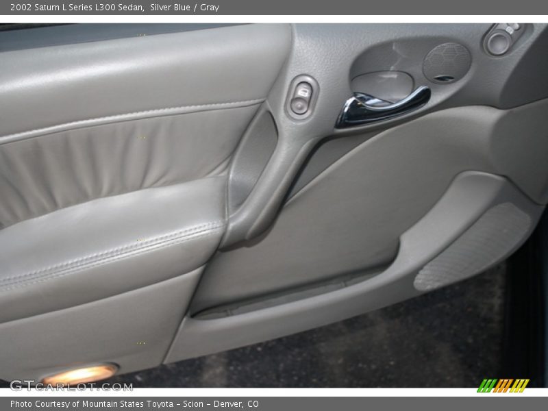 Silver Blue / Gray 2002 Saturn L Series L300 Sedan