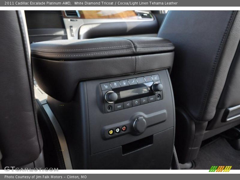 White Diamond Tricoat / Cocoa/Light Linen Tehama Leather 2011 Cadillac Escalade Platinum AWD