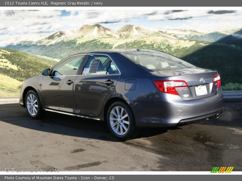 Magnetic Gray Metallic / Ivory 2012 Toyota Camry XLE