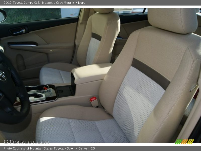 Magnetic Gray Metallic / Ivory 2012 Toyota Camry XLE