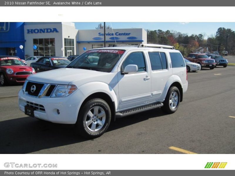 Avalanche White / Cafe Latte 2010 Nissan Pathfinder SE