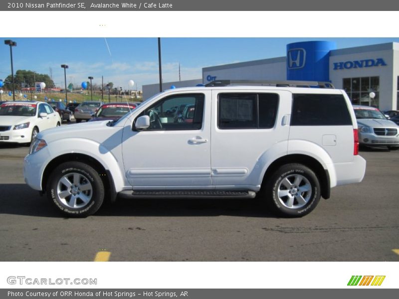 Avalanche White / Cafe Latte 2010 Nissan Pathfinder SE