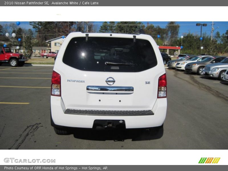 Avalanche White / Cafe Latte 2010 Nissan Pathfinder SE