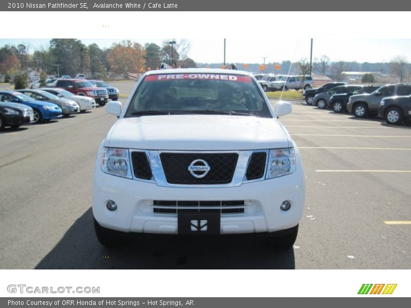 Avalanche White / Cafe Latte 2010 Nissan Pathfinder SE
