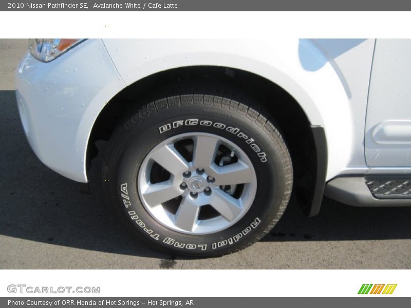 Avalanche White / Cafe Latte 2010 Nissan Pathfinder SE