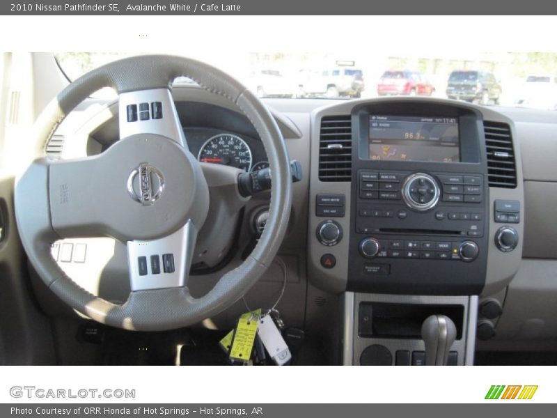 Avalanche White / Cafe Latte 2010 Nissan Pathfinder SE