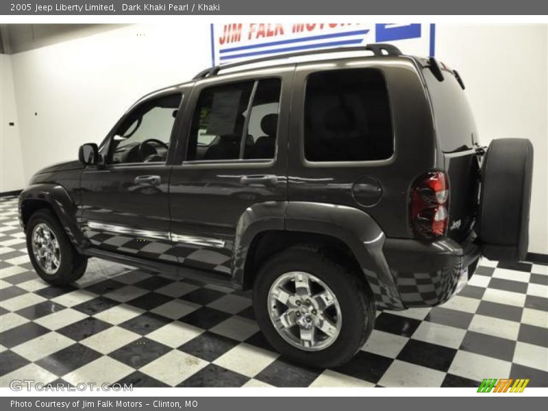 Dark Khaki Pearl / Khaki 2005 Jeep Liberty Limited