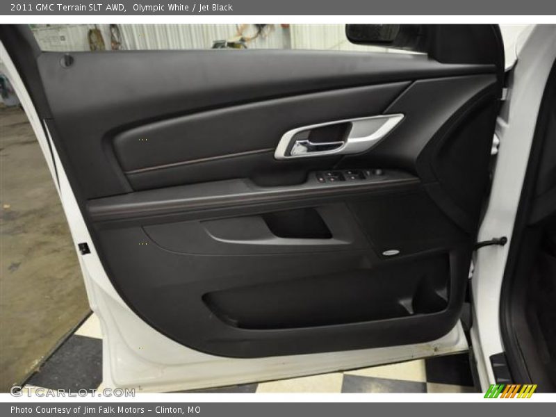Olympic White / Jet Black 2011 GMC Terrain SLT AWD