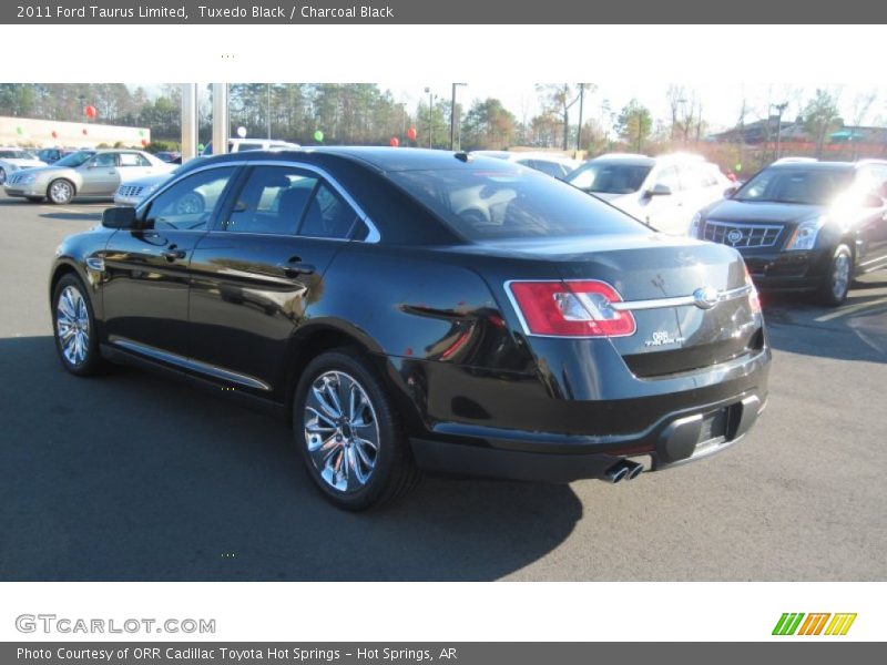 Tuxedo Black / Charcoal Black 2011 Ford Taurus Limited