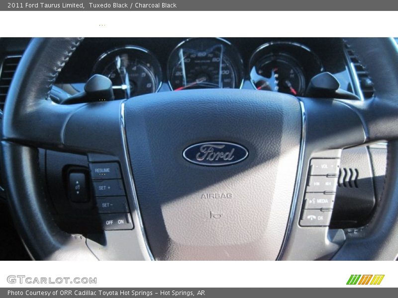 Tuxedo Black / Charcoal Black 2011 Ford Taurus Limited