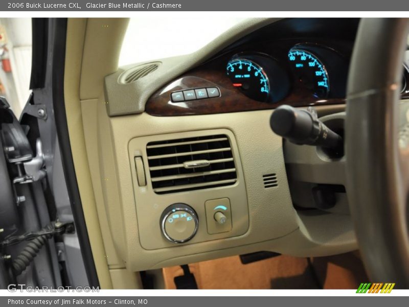 Glacier Blue Metallic / Cashmere 2006 Buick Lucerne CXL