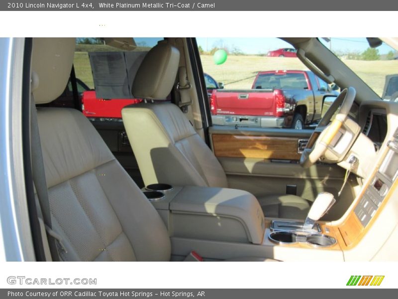 White Platinum Metallic Tri-Coat / Camel 2010 Lincoln Navigator L 4x4