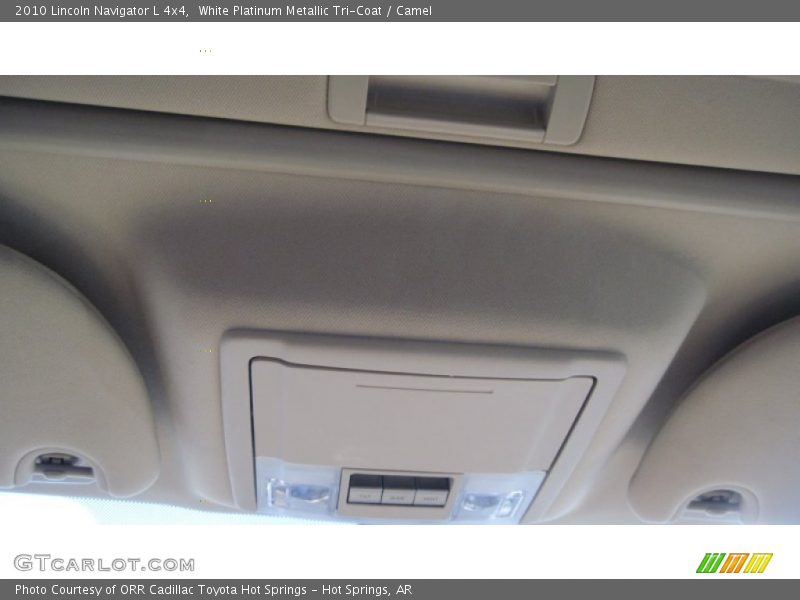 White Platinum Metallic Tri-Coat / Camel 2010 Lincoln Navigator L 4x4
