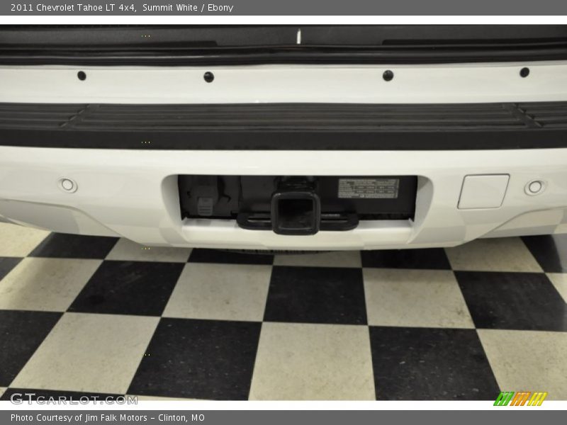 Summit White / Ebony 2011 Chevrolet Tahoe LT 4x4