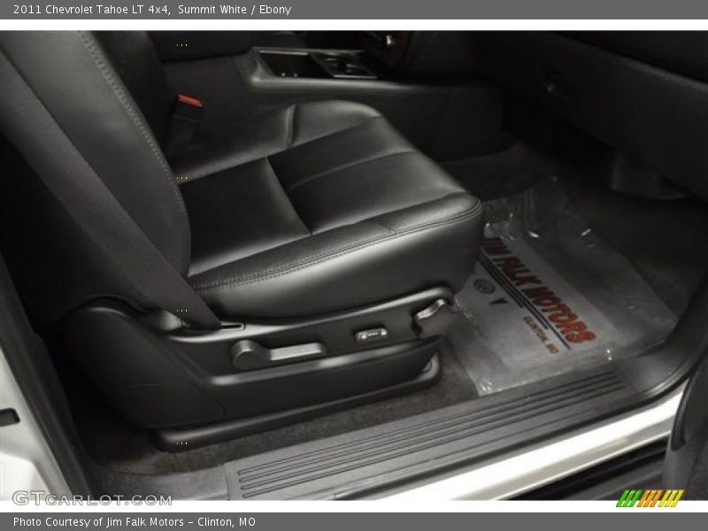 Summit White / Ebony 2011 Chevrolet Tahoe LT 4x4