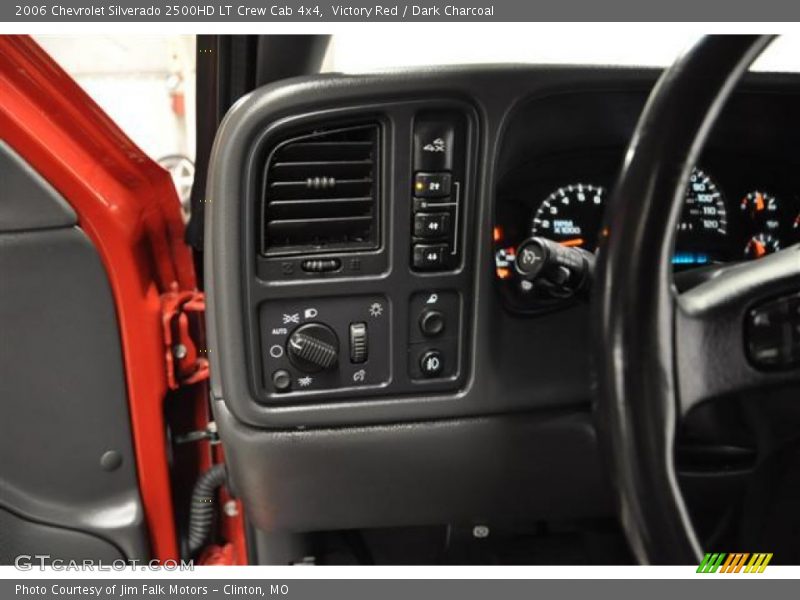 Victory Red / Dark Charcoal 2006 Chevrolet Silverado 2500HD LT Crew Cab 4x4