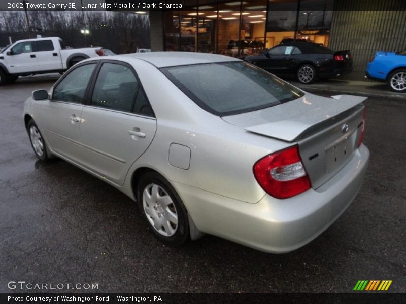 Lunar Mist Metallic / Dark Charcoal 2002 Toyota Camry SE