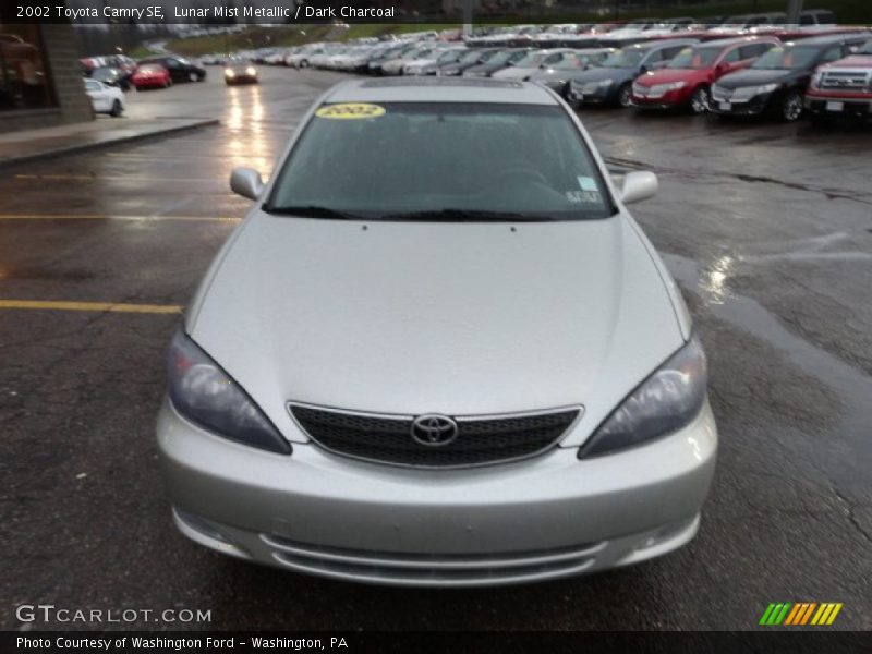 Lunar Mist Metallic / Dark Charcoal 2002 Toyota Camry SE