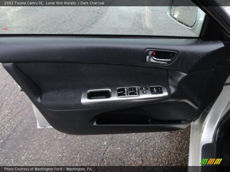 Lunar Mist Metallic / Dark Charcoal 2002 Toyota Camry SE