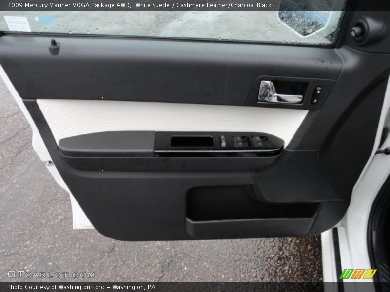 Door Panel of 2009 Mariner VOGA Package 4WD