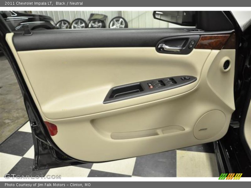 Black / Neutral 2011 Chevrolet Impala LT