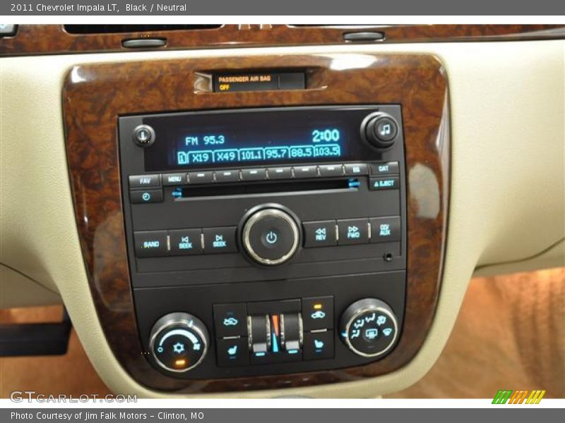 Black / Neutral 2011 Chevrolet Impala LT