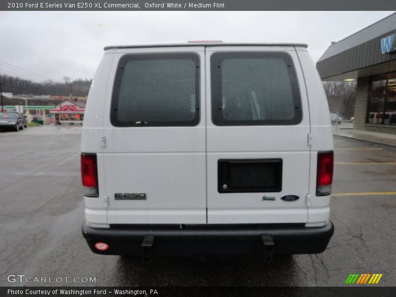 Oxford White / Medium Flint 2010 Ford E Series Van E250 XL Commericial