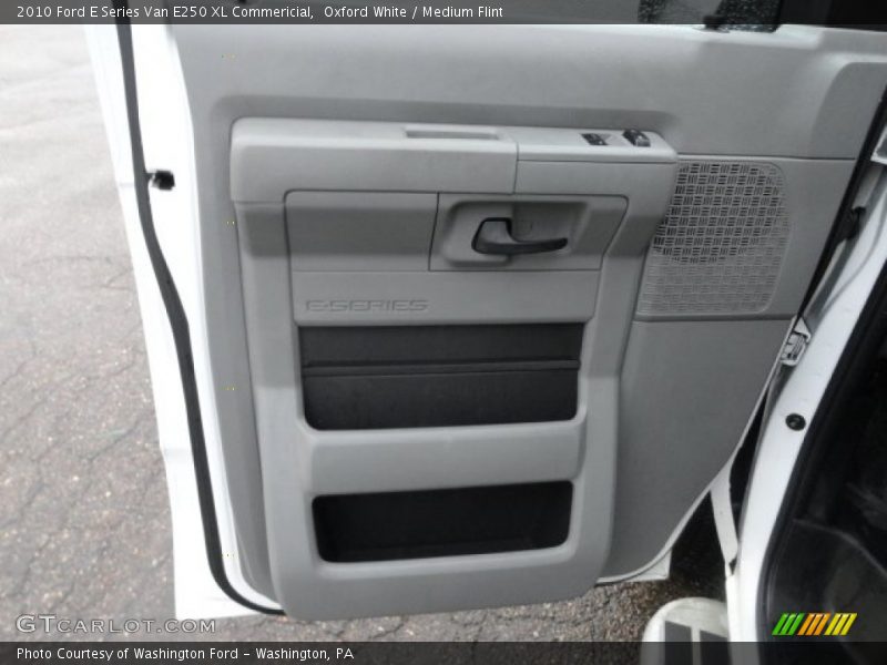 Oxford White / Medium Flint 2010 Ford E Series Van E250 XL Commericial
